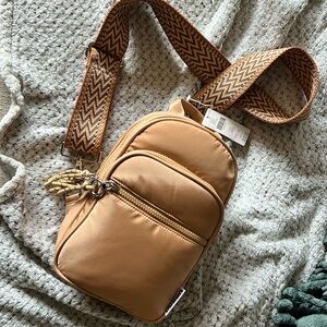Varley crossbody bag